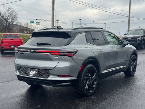 New 2026 Chevrolet Equinox EV RS image 5