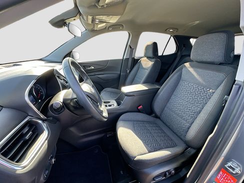 Used 2024 Chevrolet Equinox LT FWD image 20