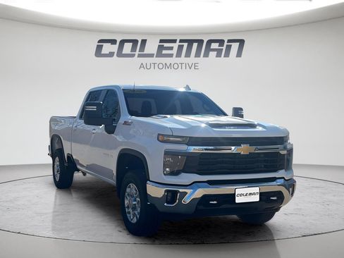 New 2026 Chevrolet Silverado 2500 LT image 7