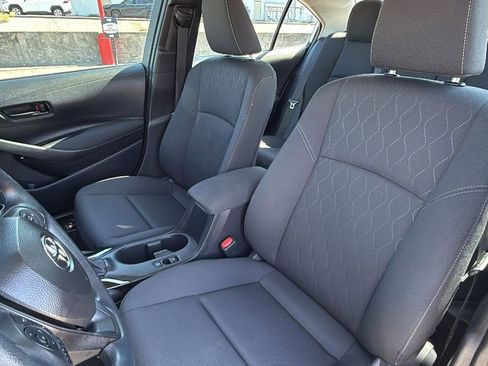 Used 2026 Toyota Corolla LE FWD image 14