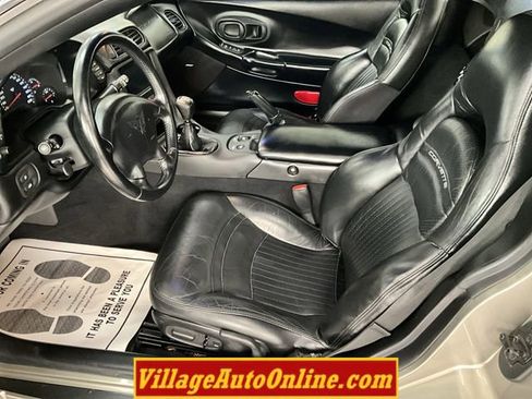 Used 2000 Chevrolet Corvette Convertible image 14