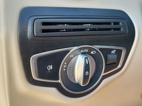 Used 2020 Mercedes-Benz GLC 43 AMG 4MATIC image 22