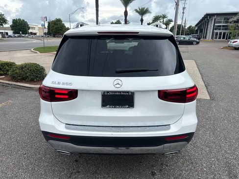 Used 2025 Mercedes-Benz GLB 250 image 6