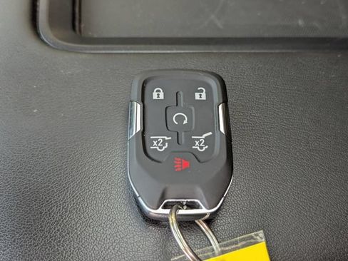 Used 2018 GMC Yukon XL SLT w/ Premium Edition AWD/4WD image 26