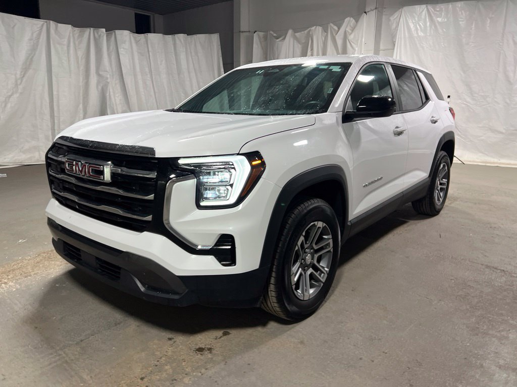Used 2026 GMC Terrain Elevation FWD image 3