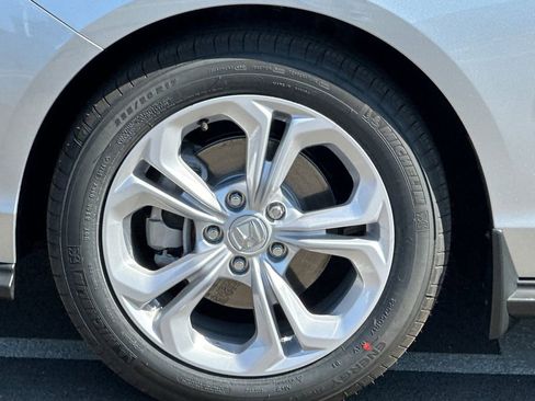 New 2025 Honda Accord LX image 31