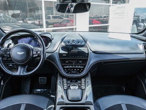 Used 2023 Aston Martin DBX AWD/4WD image 21