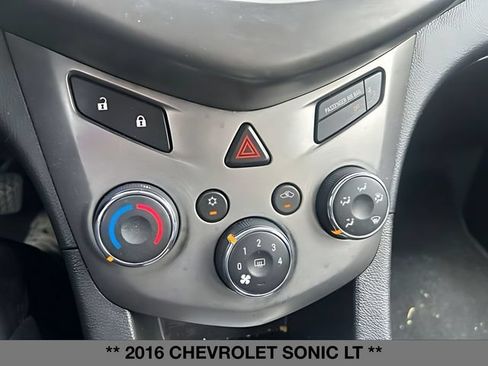 Used 2016 Chevrolet Sonic LT FWD image 31