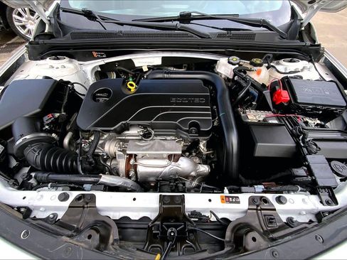 Used 2023 Chevrolet Malibu LS image 31