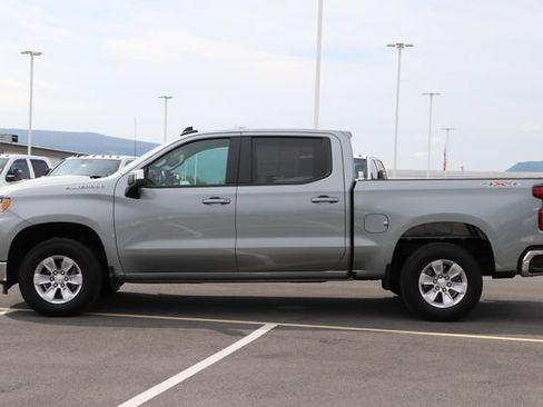 Used 2026 Chevrolet Silverado 1500 LT AWD/4WD image 4
