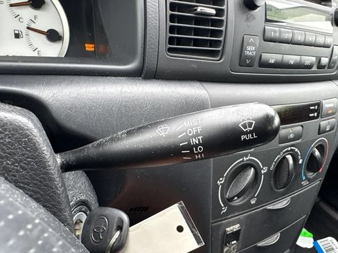 Used 2006 Toyota Corolla S FWD image 26