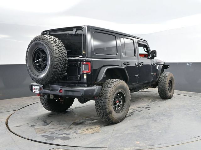 Used 2018 Jeep Wrangler Unlimited Rubicon AWD/4WD image 9