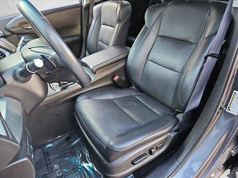 Used 2017 Acura RDX AWD w/ Technology Package image 16
