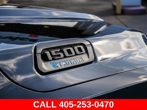 Used 2022 RAM 1500 Big Horn AWD/4WD image 10
