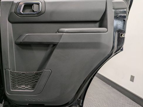 Used 2025 Ford Bronco Big Bend image 25