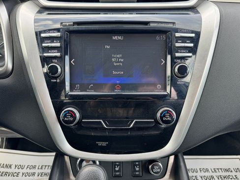 Used 2017 Nissan Murano Platinum FWD image 22