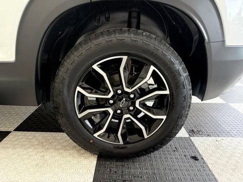 New 2026 Chevrolet TrailBlazer ACTIV AWD/4WD image 10