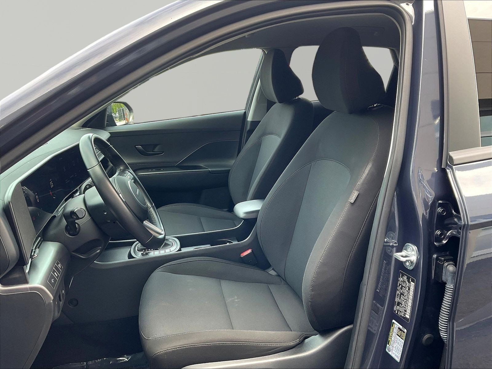 Used 2025 Hyundai Kona SEL AWD/4WD image 21