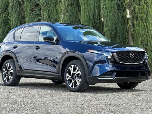 New 2026 MAZDA CX-5 Preferred image 2