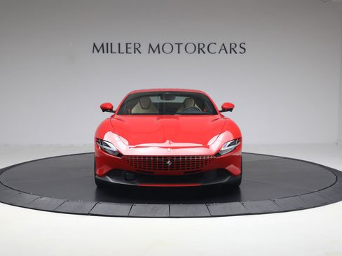 Certified 2022 Ferrari Roma RWD image 13