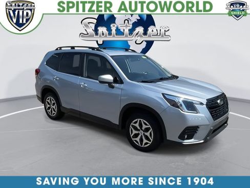 Used 2024 Subaru Forester Premium AWD/4WD image 3