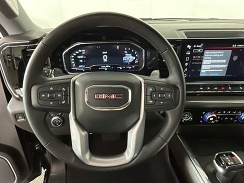 Used 2023 GMC Sierra 1500 SLT w/ SLT Convenience Package AWD/4WD image 14