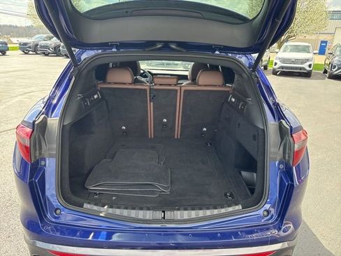 Used 2022 Alfa Romeo Stelvio Ti image 25