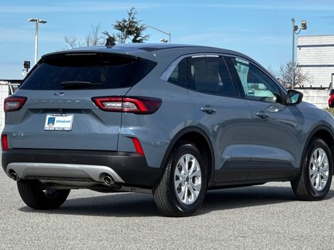 Used 2024 Ford Escape Active w/ Tech Pack #1 FWD image 4