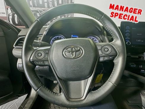 Used 2021 Toyota Camry SE FWD image 13