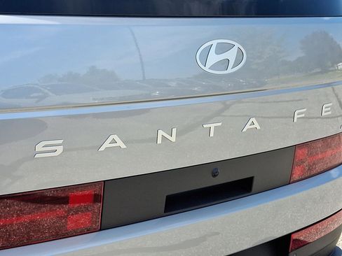 New 2026 Hyundai Santa Fe SE image 17
