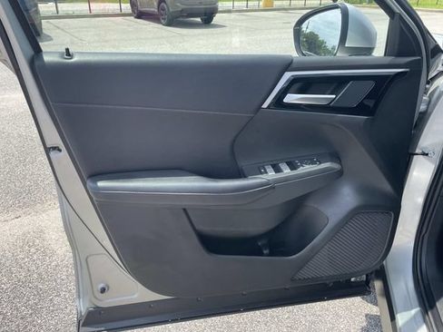 Used 2024 Mitsubishi Outlander SE FWD image 17