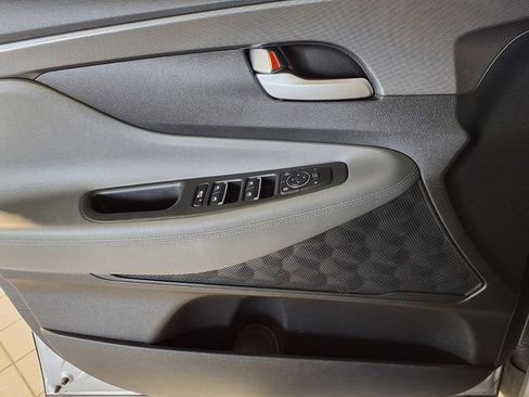 Used 2021 Hyundai Santa Fe SEL FWD image 16
