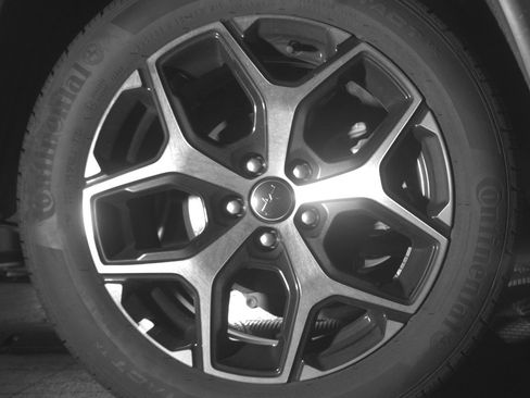 Used 2025 Jeep Compass Limited image 15