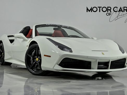 Used 2018 Ferrari 488 Spider image 1