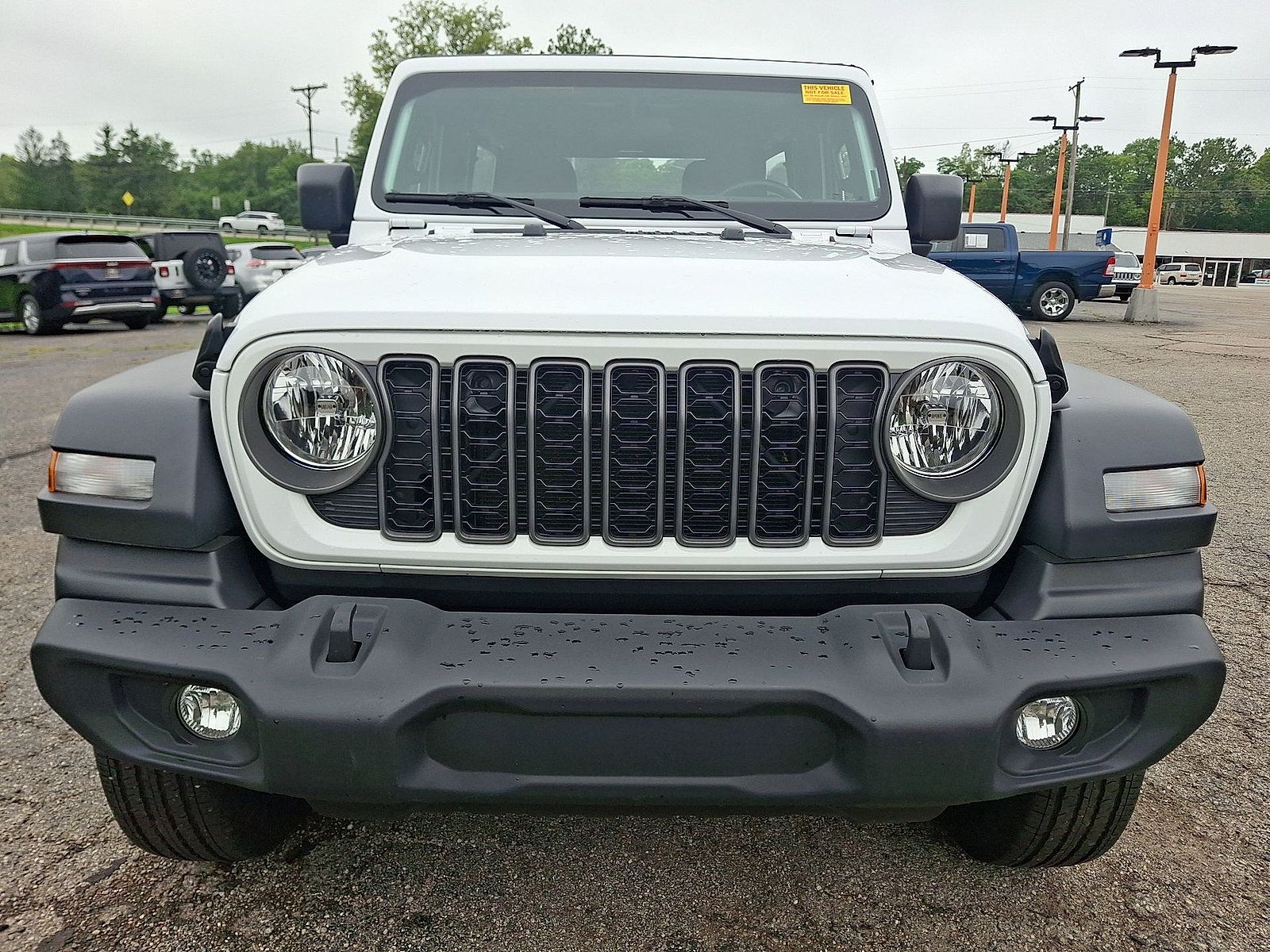 Used 2025 Jeep Wrangler Unlimited Sport AWD/4WD image 28