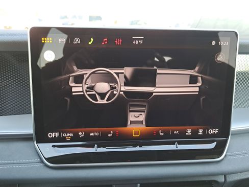 New 2026 Volkswagen Tiguan SE R-Line AWD/4WD image 21
