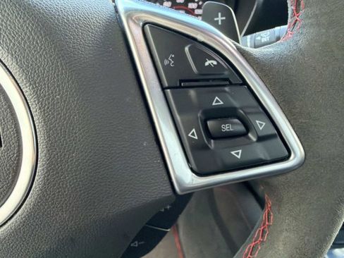 Used 2019 Chevrolet Camaro ZL1 RWD image 20