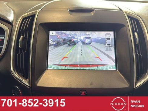 Used 2019 Ford Edge Titanium w/ Equipment Group 301A AWD/4WD image 31