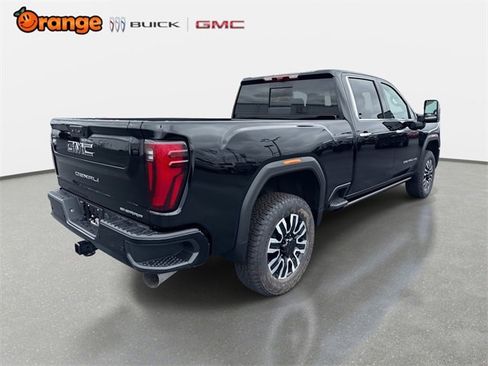 New 2026 GMC Sierra 2500 Denali Ultimate image 3