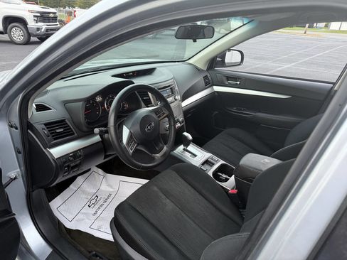 Used 2013 Subaru Legacy 2.5i Premium w/ All-Weather Pkg image 9