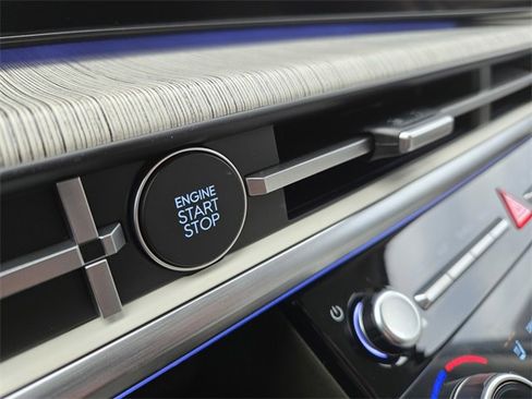 New 2025 Hyundai Santa Fe Calligraphy image 17