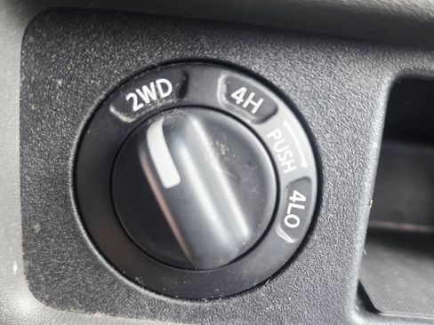 Used 2005 Nissan Xterra S w/ (P01) Power Pkg AWD/4WD image 22