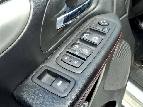Used 2019 Dodge Grand Caravan GT FWD image 9