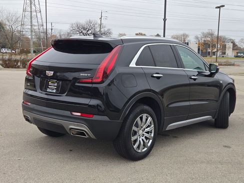 Used 2023 Cadillac XT4 Premium Luxury image 12