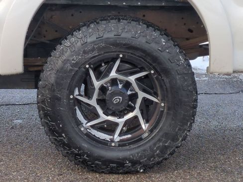 Used 2011 Ford F250 Lariat w/ Lariat Ultimate Pkg image 14