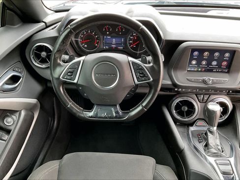 Used 2021 Chevrolet Camaro LT image 6