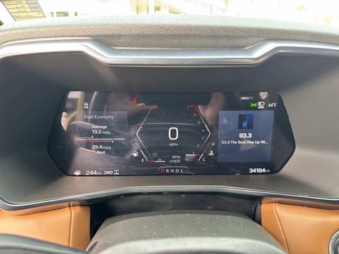 Used 2024 GMC Canyon AT4 w/ AT4 Premium Package image 31