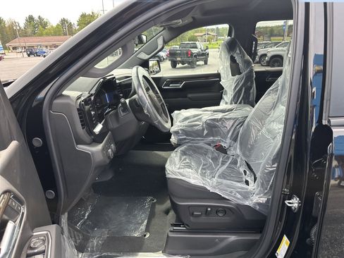 New 2025 Chevrolet Silverado 1500 LT image 10