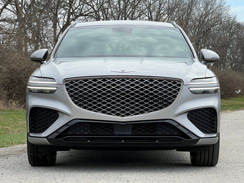 Used 2025 Genesis GV70 3.5T Sport w/ Sport Advanced Package image 6