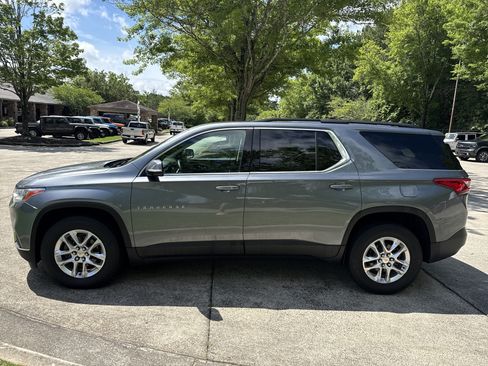Used 2020 Chevrolet Traverse LT AWD/4WD image 4